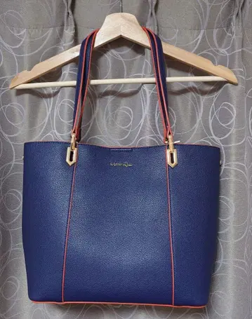 Monte Rosso(몬테로쏘) 백인 숄더백