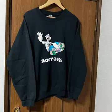 DOGTOWN x 뽀빠이 맨투맨