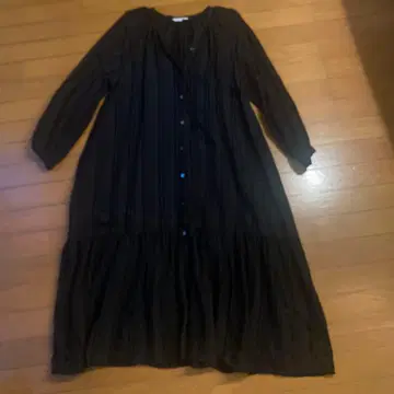 저널 스탠다드 블랙 긴팔 티어드 원피스