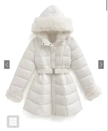 화이트 후드 부착 다운 자켓