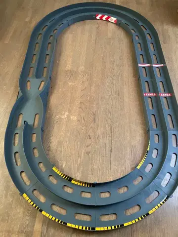 미니 사륜구동 타원형 코스