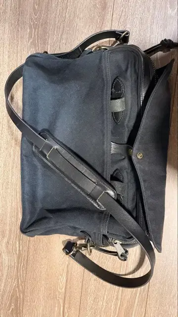 FILSON 70256 블랙 비즈니스 백 브리프 케이스 필슨