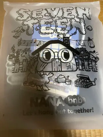 NANA bnb SEVENTEEN Guest Hoodie L