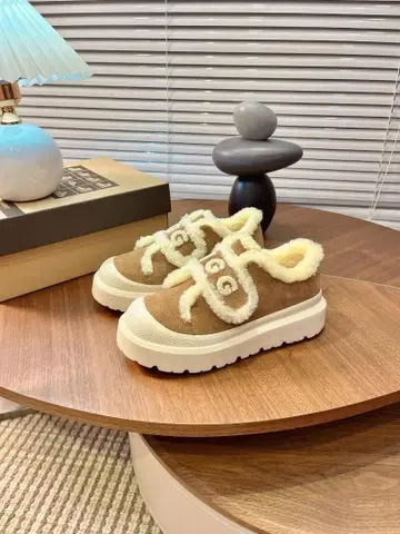 N님 브라운 스웨이드 통굽 레이스업 신발 24.5CM