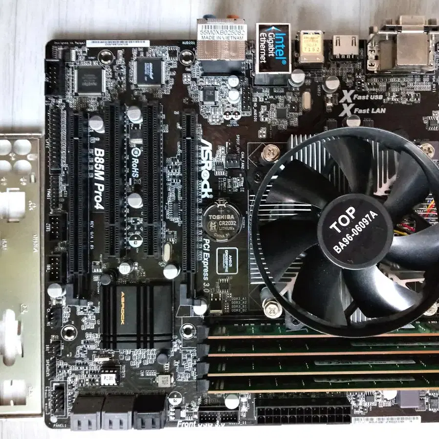 i7-4790K (4.0GHz, 4C, 8S) + B85m + 16GB (shipping included)