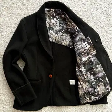 안감 꽃무늬 폴스미스 RED EAR 테일러드 자켓 호두 버튼 그린