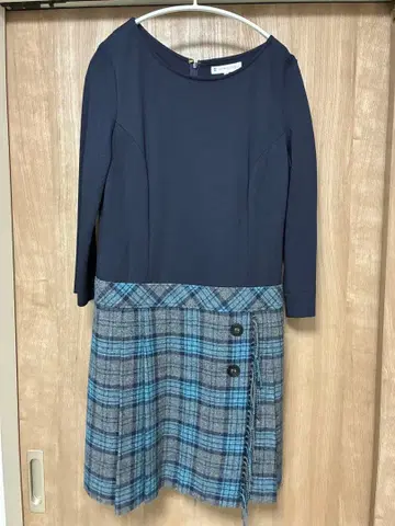 쿠미쿄쿠 네이비 체크 무늬 원피스