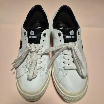 MARY QUANT 아이콘 데이지 바이컬러 스니커즈 화이트 S