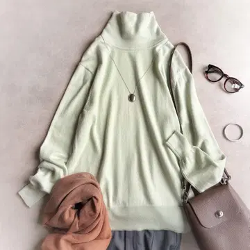 새상품급 BALLSEY//엑스트라 파인 울 터틀넥 풀오버