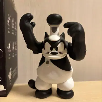 POPMART 증기선 윌리 시리즈 'Dingling' 피트 Disney