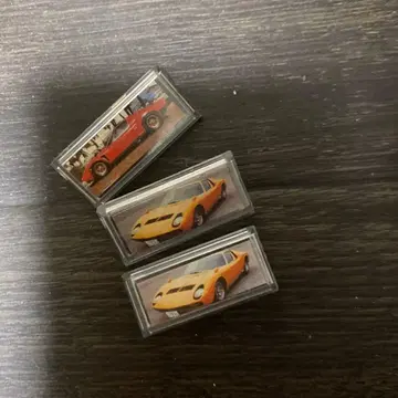 미니카 핀 배지 세트