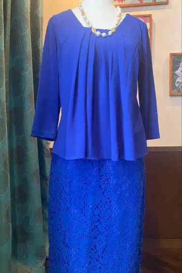 새상품급 BERARDI 로얄 블루 티셔츠 풀오버 블라우스