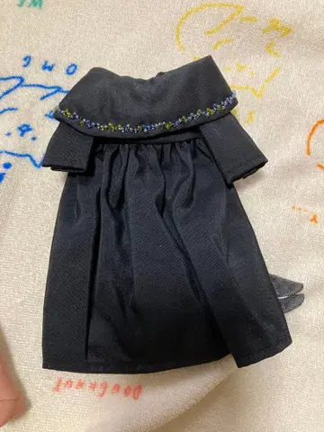 브라이스 아이시 인형 블랙 드레스