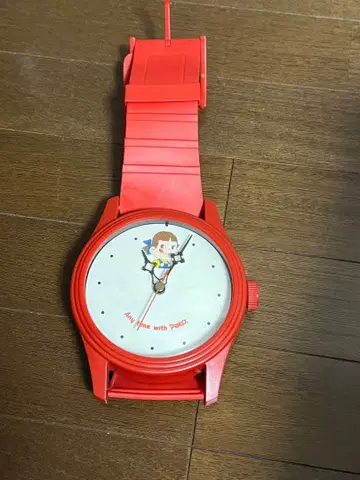특대형 캐릭터 손목시계 빨간색 레트로