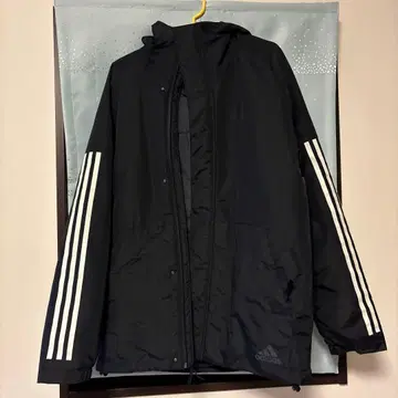adidas 아우터 M 사이즈