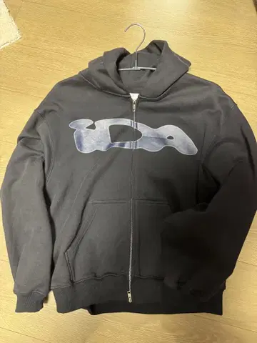 IDA 크롭 지퍼 후드티 S 레어템