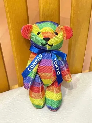 콘래드 도쿄 콘래드 베어 레인보우 베어