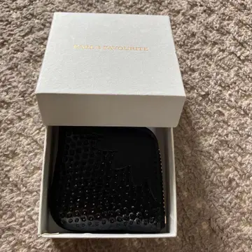 EARL'S FAVOURITE 블랙 딸기 코인 케이스