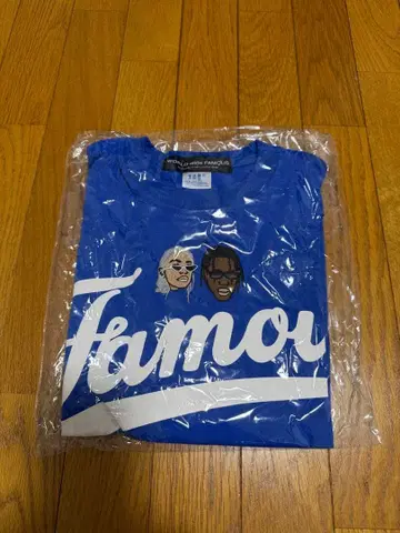 미사용 새상품 WORLD wide FAMOUS 셔츠