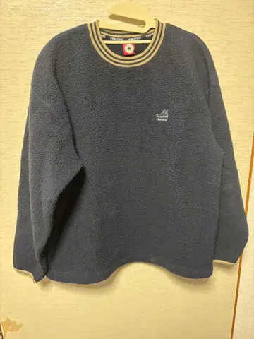 CONVERSE 네이비 플리스 보아 트레이닝복