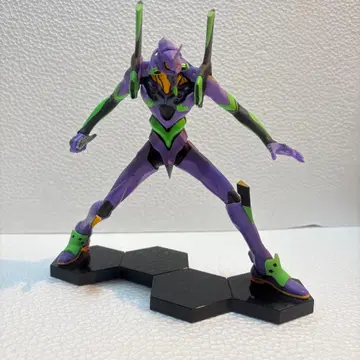 에반게리온 초호기 피규어