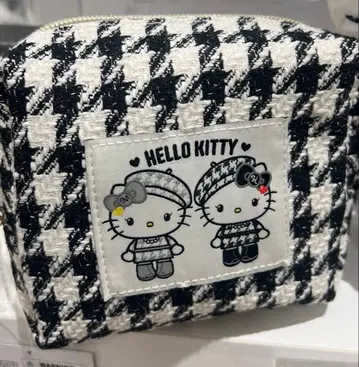 흑백 걸리시 쌍둥이 코디 키티 벌스데이 Sanrio 파우치