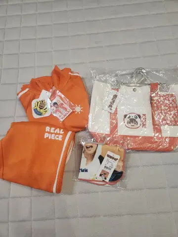 리얼 피스 REAL PIECE 오렌지 후드티 타월 에코백 세트