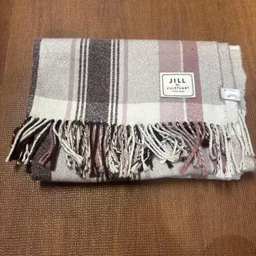 질 스튜어트 체크 무늬 머플러 스톨