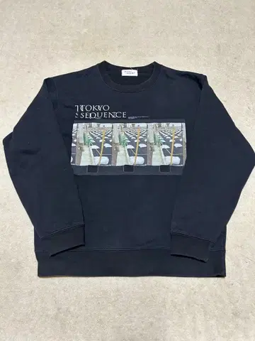 TOKYO SEQUENCE 그래픽 맨투맨 M