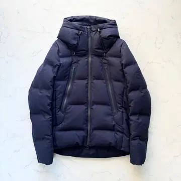 데상트 얼터레인 미즈사와 다운 마운티니어 에디피스 별주 네이비 S