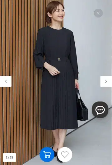 자유구 [이번 시즌 신상 미사용 새상품] 라이트 새틴 원피스