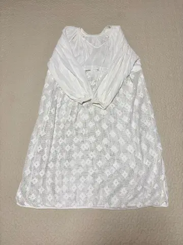 ungrid 화이트 원피스 긴팔 언그리드