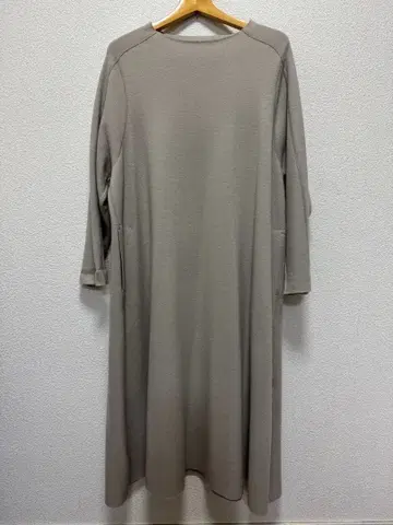 [ 새상품급 ] 요건 레일 원피스 그레이 M 사이즈 긴팔