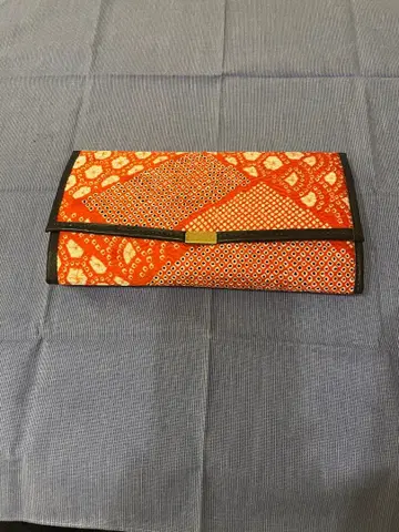 일본 의류용 지갑 오렌지 계열 기하학 패턴