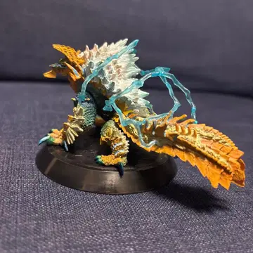 몬스터 헌터 스탠다드 모델 진오우거 과충전 상태 피규어