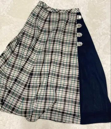 새상품급 레리안 체크 스커트
