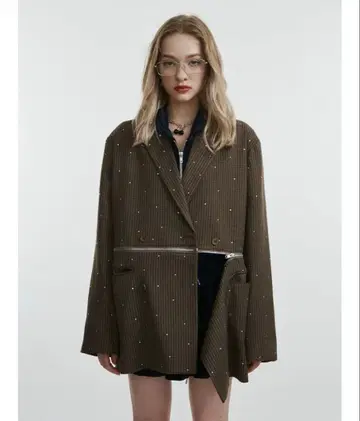 [새상품] jouetie 큐빅 테일러드 자켓 쥬에티