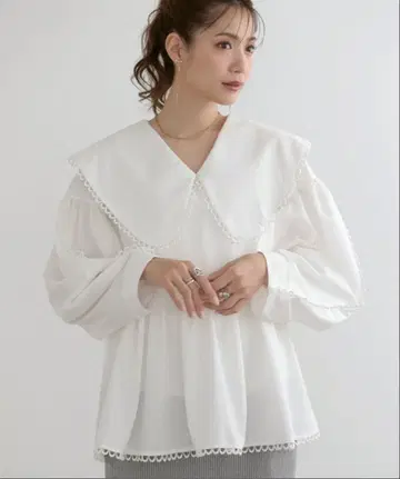 meraki 빅 칼라 레이스 블라우스