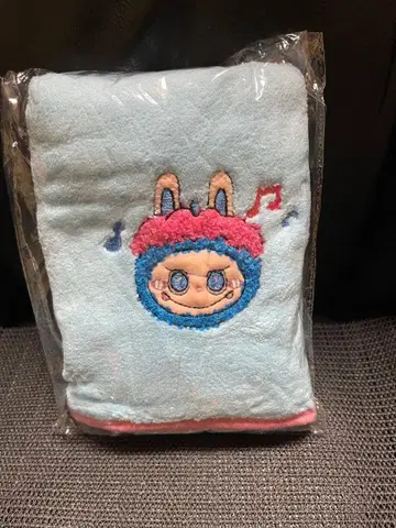 러브브 페이스 타월입니다.