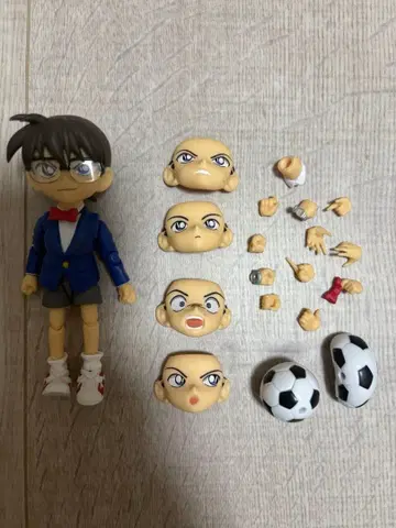 명탐정 코난 가동 피규어