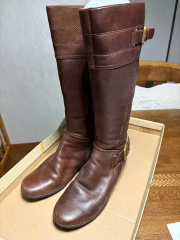 ecco 안쪽 보아 페탄코 캐주얼 롱 부츠 허벅지 빅!