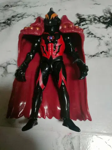 울트라 액션 피규어 카이저 베리얼