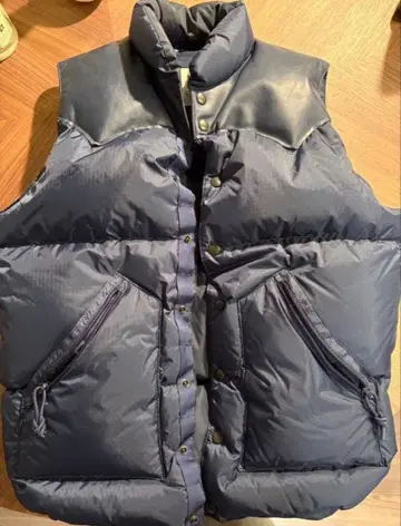 록키 마운틴 페더드 BRIEFING 다운 베스트 40 사이즈