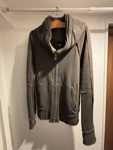 LGB 초레어 BONO 지퍼 후드티