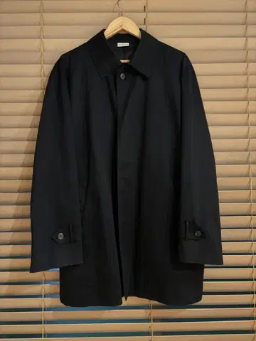 드리스반노튼 코튼 코트