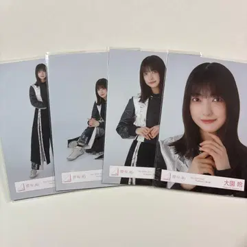 사쿠라자카 오오조노 레이 브로마이드 Addiction 블랙 의상