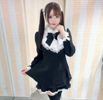 Secret Honey 프릴 요크 셋업 (실물 사진 있음)