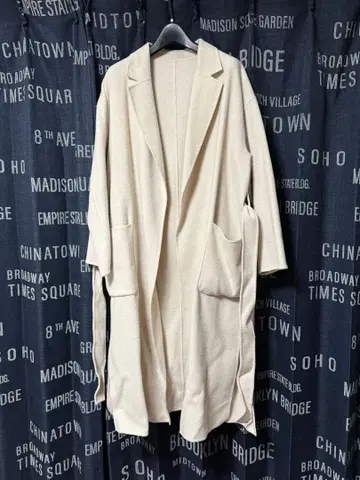 allureville 아이보리 롱 코트 사이즈 2