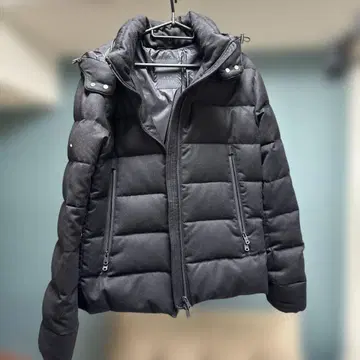 TATRAS 아고르도 3 다운 자켓 후드 부착