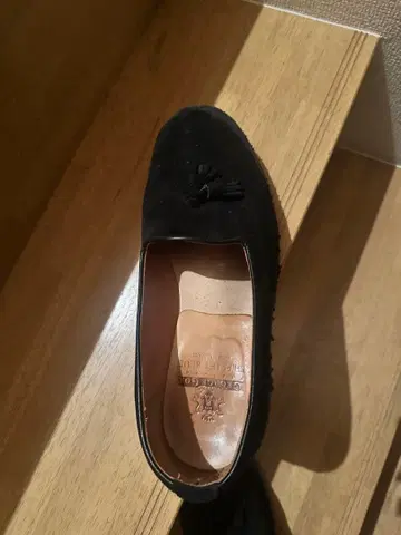 GEORGE COX 블랙 스웨이드 로퍼